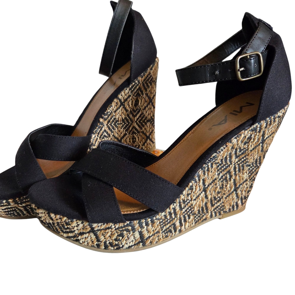 NWOT Mia Silvia Platform Wedge Sandal Size-9.5 - Picture 2 of 14